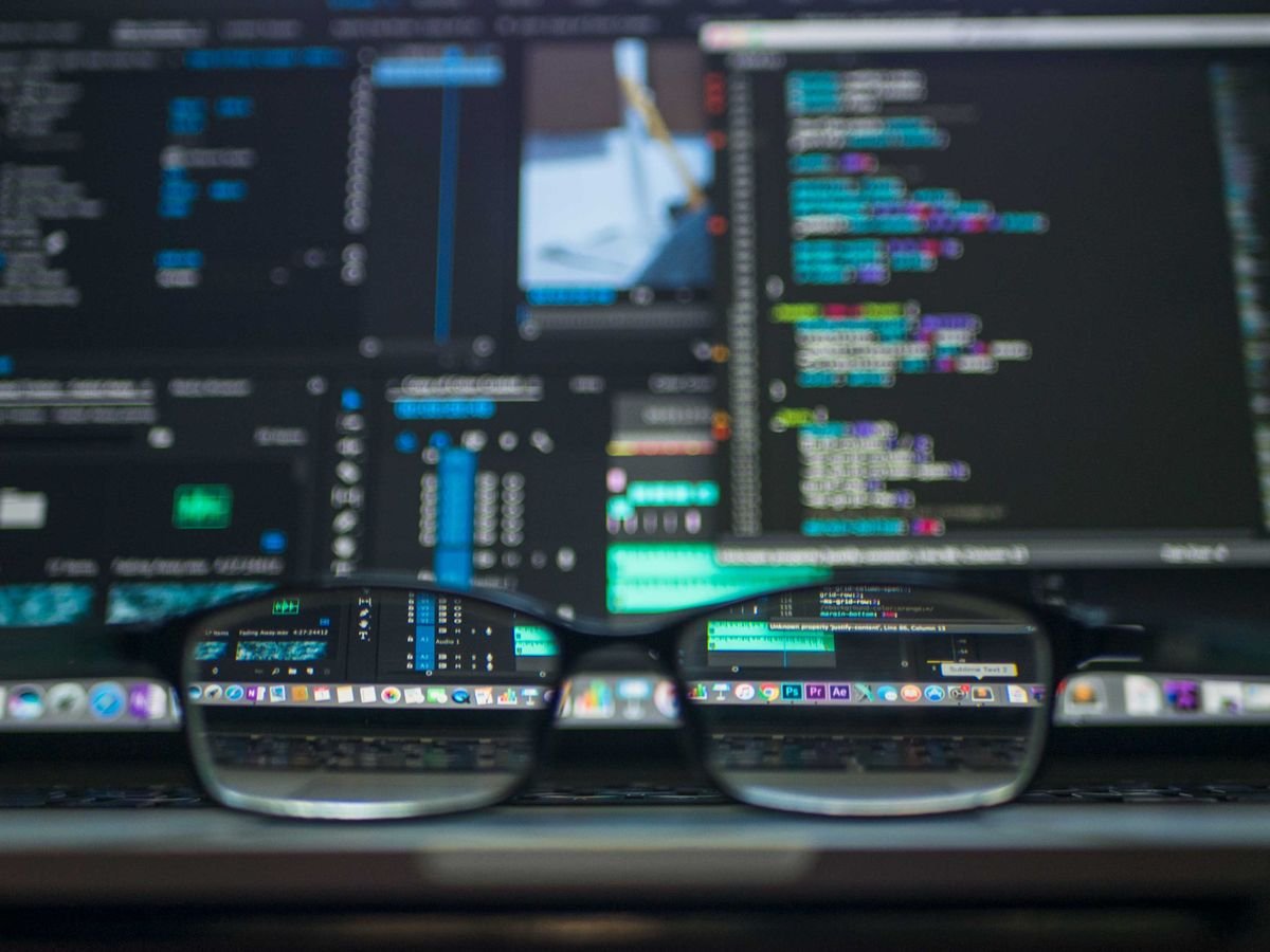 Context Windows Explained: How AI Models Process and Remember Information